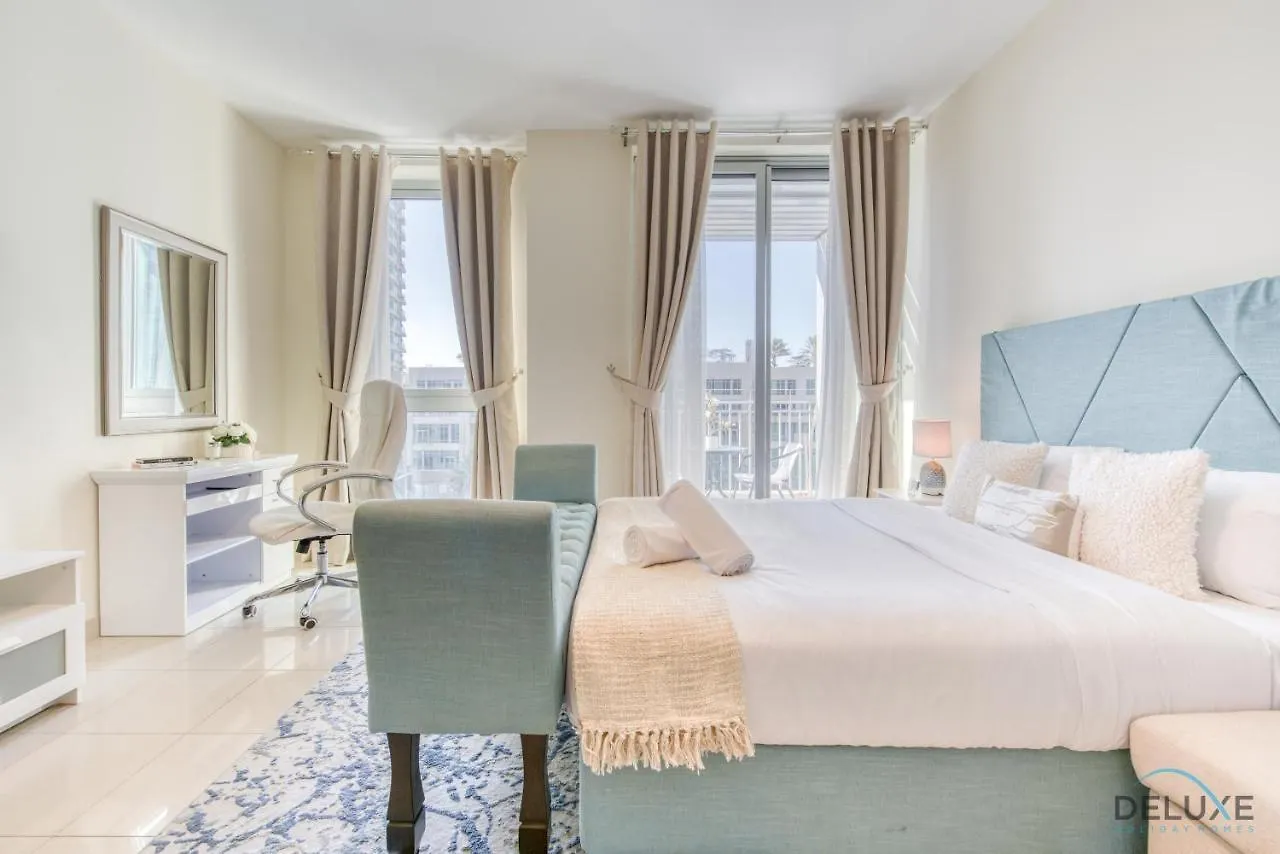 Exquisite Studio At Standpoint Tower Downtown Dubai By Deluxe Holiday Homes Apartment